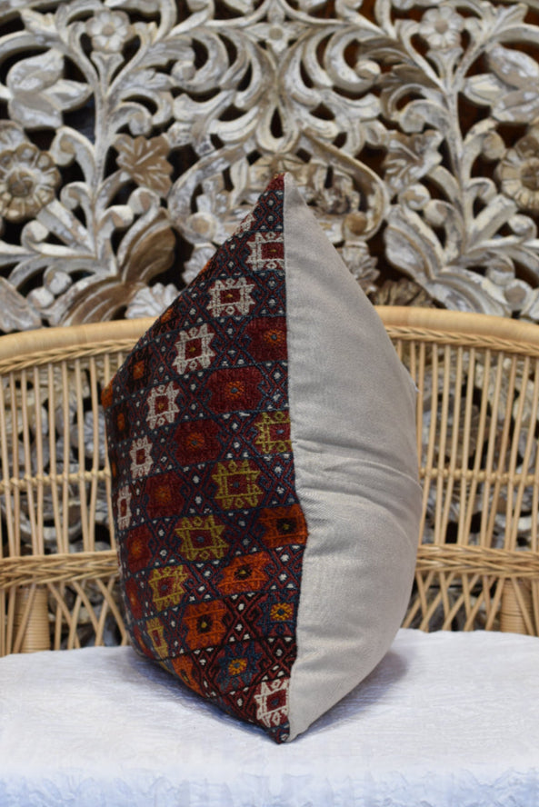 Vintage Turkish Cicim Kilim Pillow
