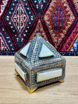 Tiny Peaked Bone Box