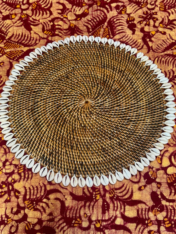 Lombok Basket Woven Placemat - Cowrie Shell Edging