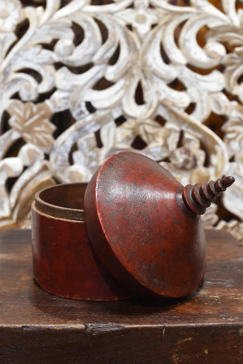 Vintage Red Lacquer Tikka Box