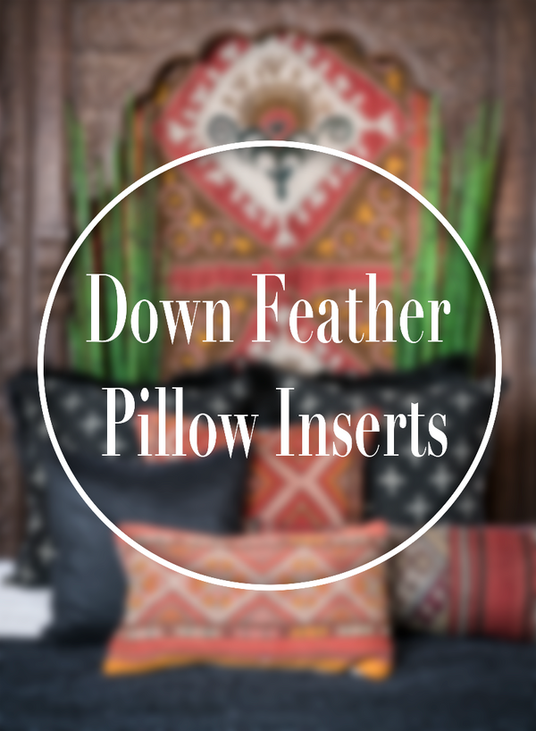Down Feather Pillow Insert - 16 x 24 Tierra del Lagarto