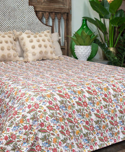 Floral Queen Block Print Kantha Bedcover Tierra del Lagarto