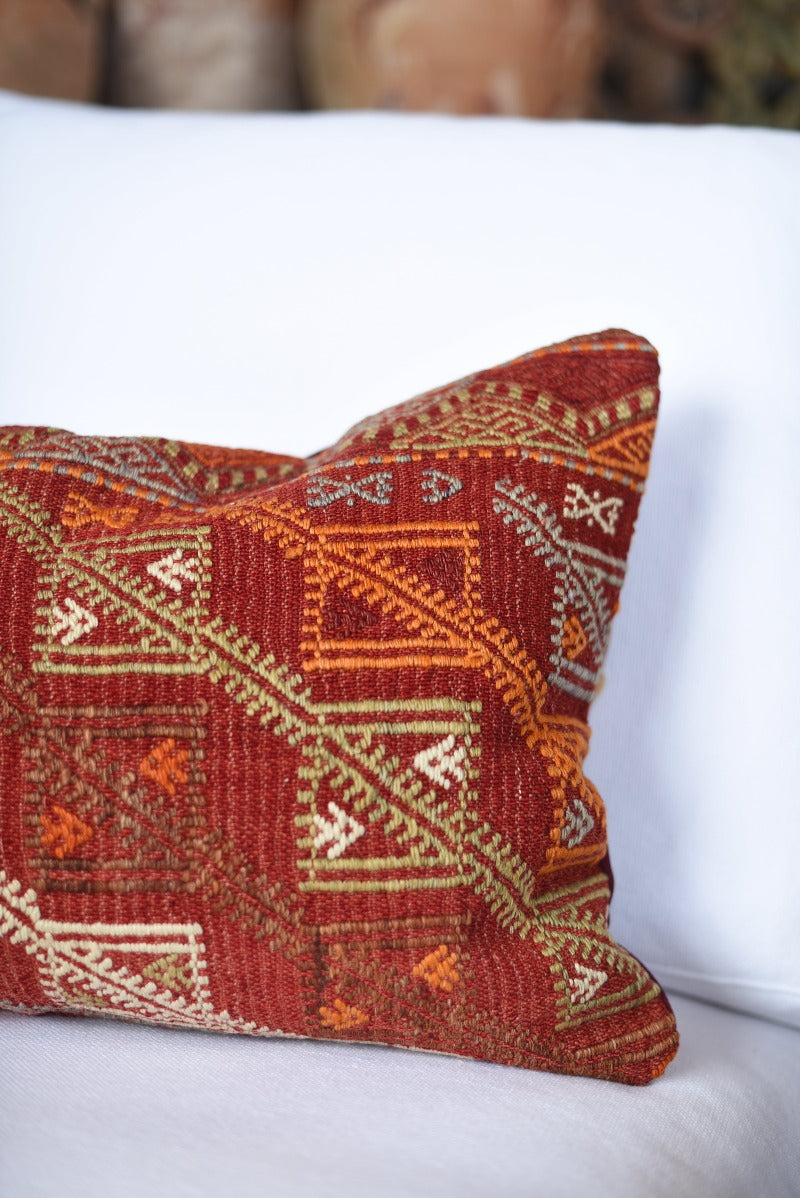 Vintage Turkish Kilim Lumbar Tierra del Lagarto